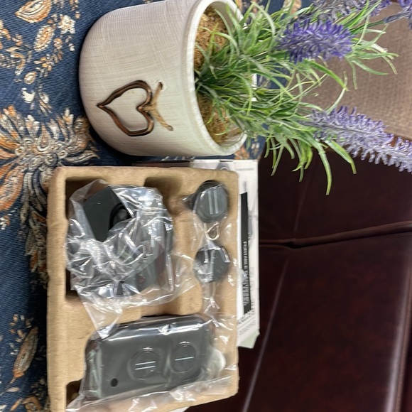 COPY - Sharper Image Electric Key Finder - Picture 3 of 4